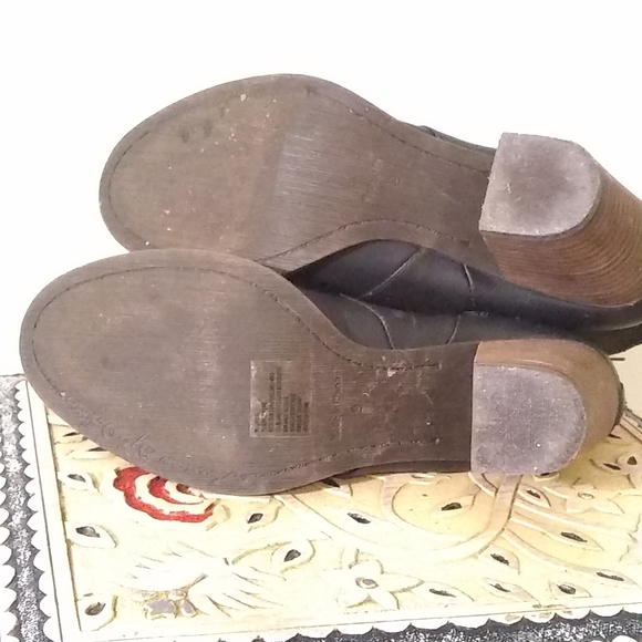 American Eagle Leather ankle boots, sz 9 - Picture 5 of 6